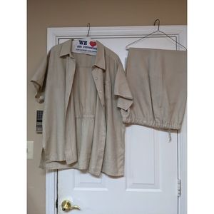 Chelsea Studio Jacket Capri Set